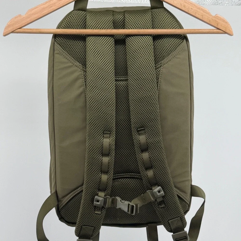 Fabletics The Sleek Backpack Moss Green Laptop Sleeve